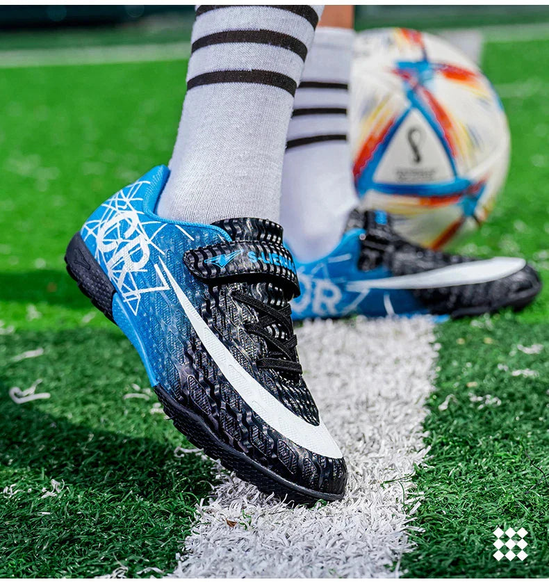 Professional Kids Soccer Shoes Football Boots Ultralight Cleats Non-Slip Training Match Football Shoes For Boys And Girls