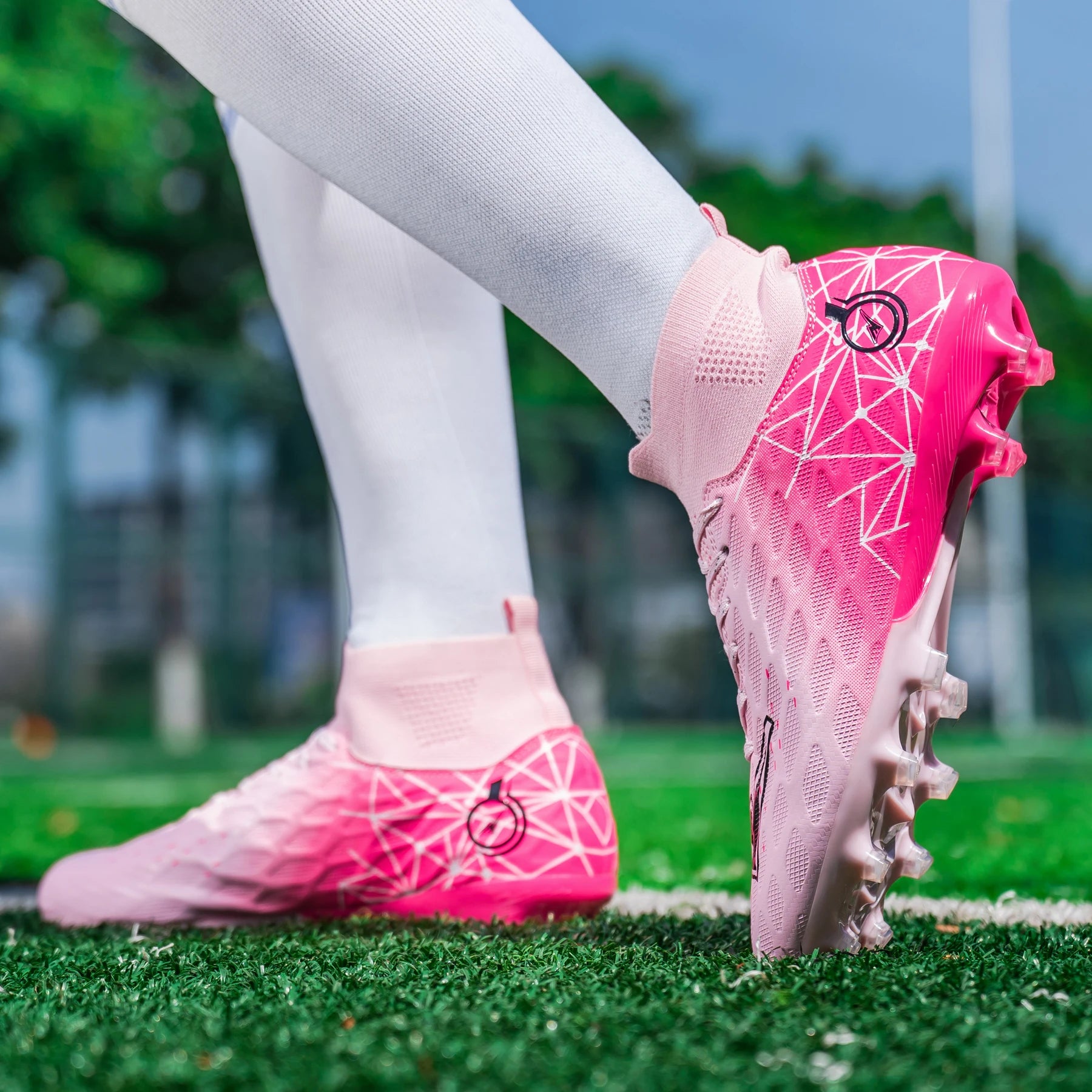 occer Cleats for Men Women High Top Football Boots Geometric Graphic Textured Upper Firm Ground Match Training Shoes 5 Colors