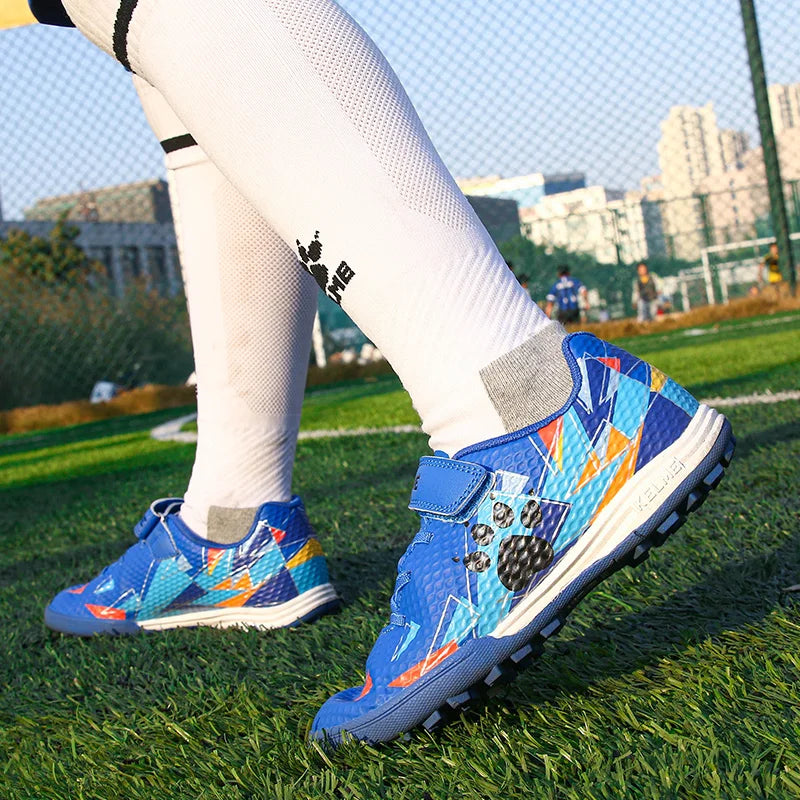 KELME Kids Soccer Shoes Authentic TF Soccer Cleats Boys Football Boots Match Training  Breathable Girls Outdoor Shoes ZX90113052