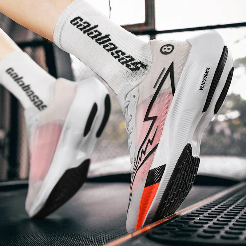 Fashion Men's Sneakers Summer Comfy Breathable Gym Sports Shoes Cushioned Support Running Shoes Tennis Cross Training Shoes