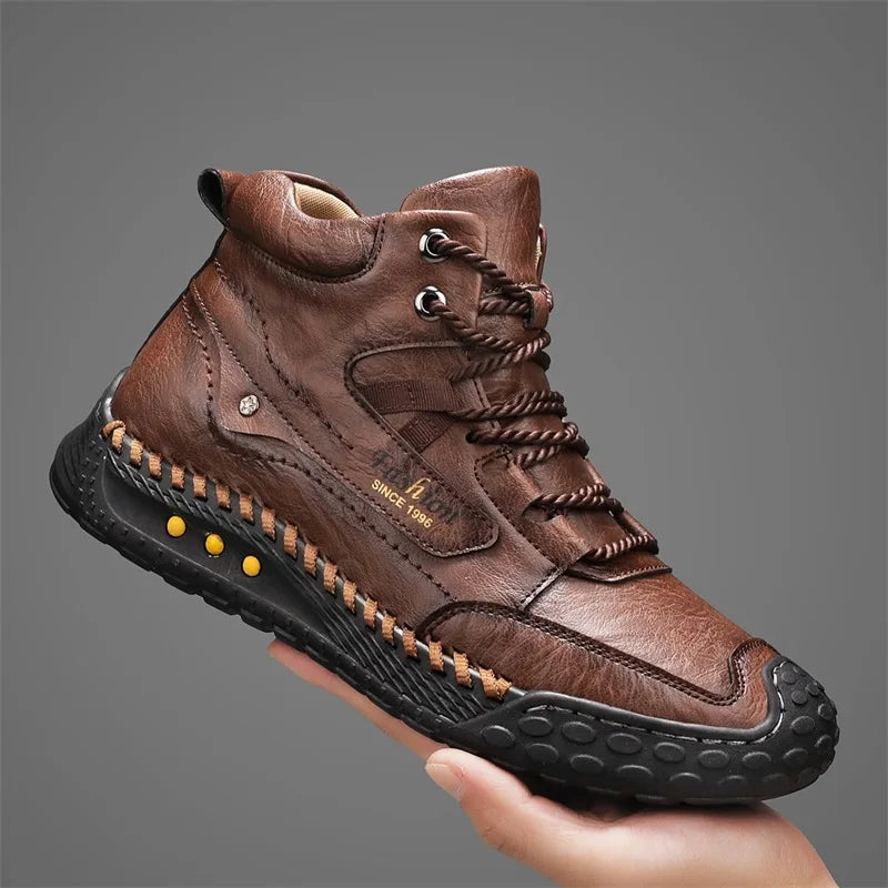 Men's Hand-Stitched Fashion Boots, Retro Lace-Up Mid-High Casual Shoes, Suitable for Spring and Autumn Daily Wear, Outdoor Hiking Boots, Comfortable Large-Size Men's Shoes