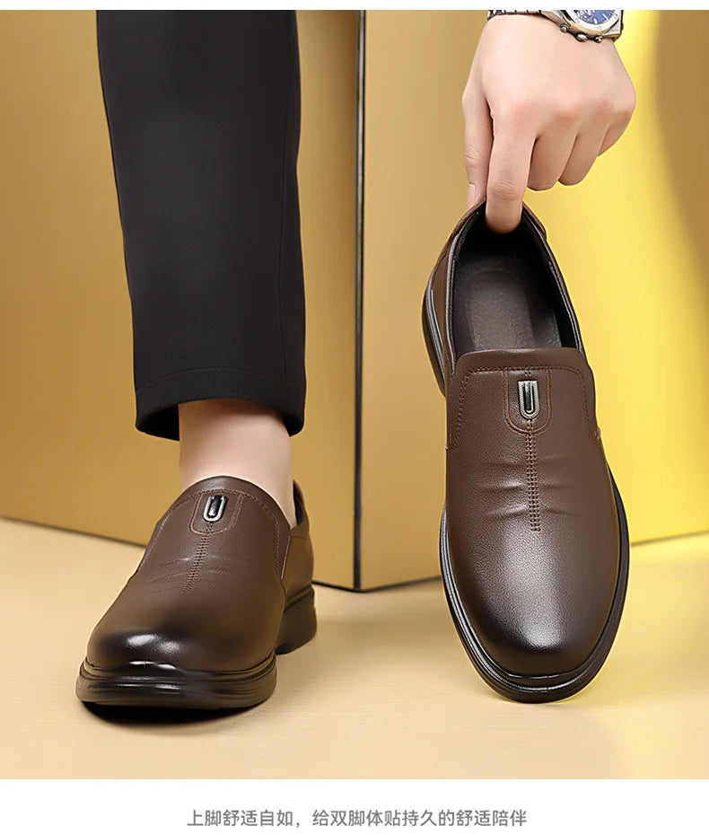 Spring Autumn New Designer Loafers for Men Solid Color Fashion Business Casual Shoes Male Soft Sole British Leather Shoes Man