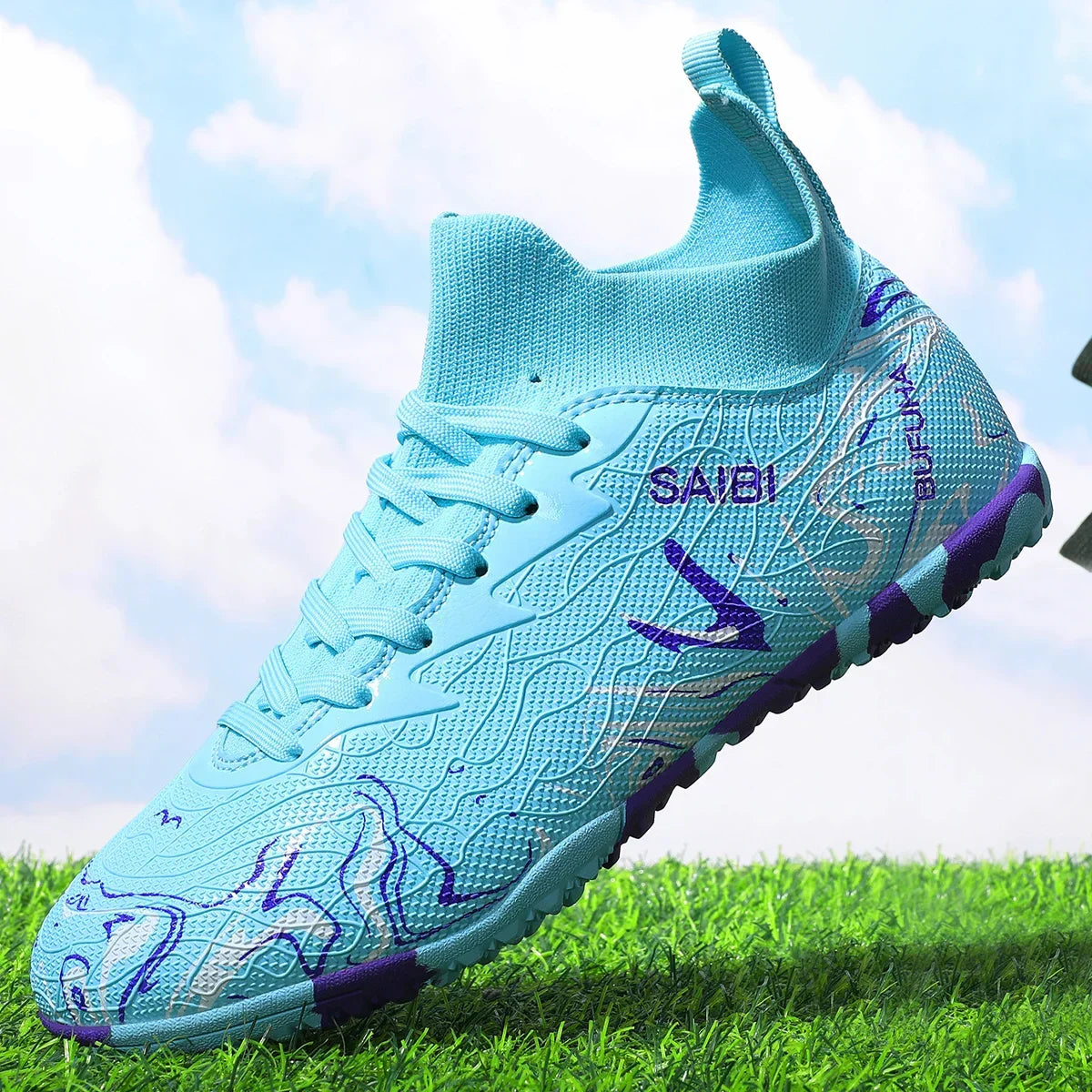 football boots sneakers chuteira society soccer shoes Above the ankle but not to the knee Anti-slip column Sole spikes