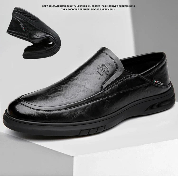 2026 Spring Business Casual Shoes for Men Solid Color New Designer Half Slippers Shoes Male Fashion Soft Sole Leather Shoe Man