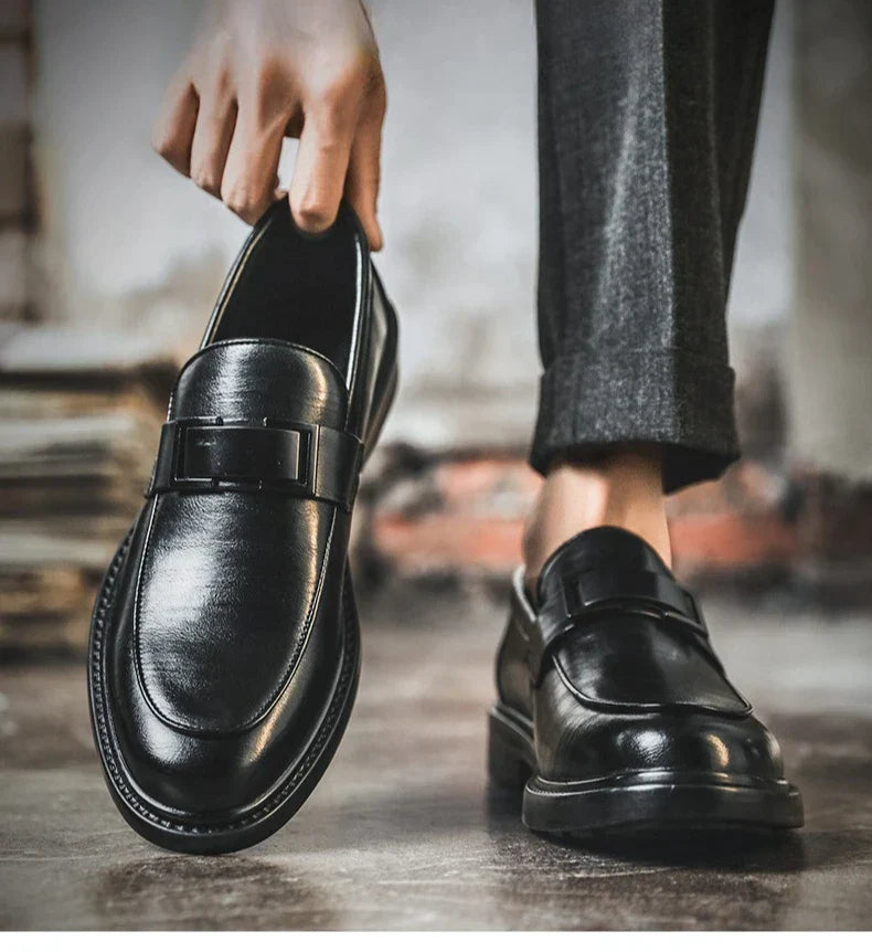Spring Autumn New Black Dress Shoes for Men Business Designer Cow Leather Shoes Male Fashion British Style Casual Shoe Man