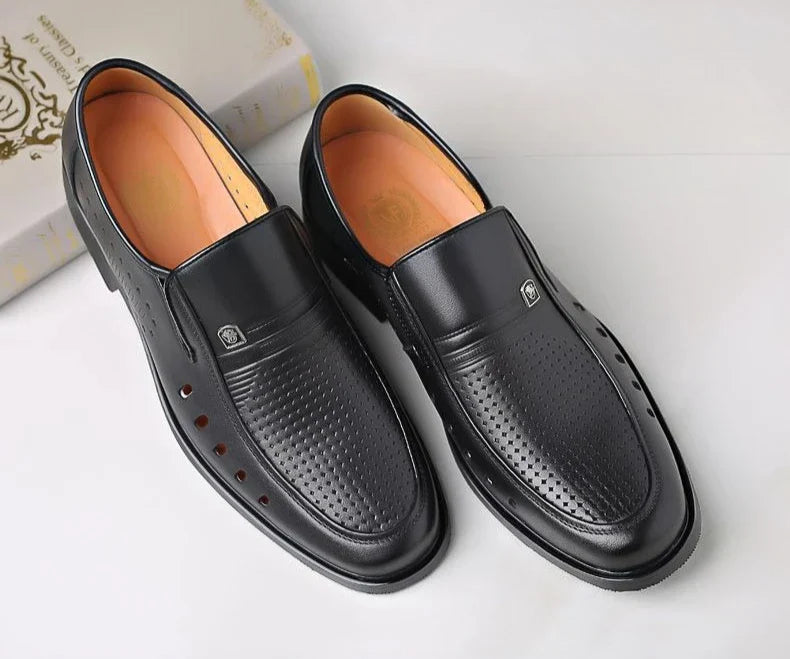 Hollow Breathable in Summer Round Toe Dress Shoes Man Soft Leather Casual Footwear 2025 Style Gentleman New Social Shoe for Men