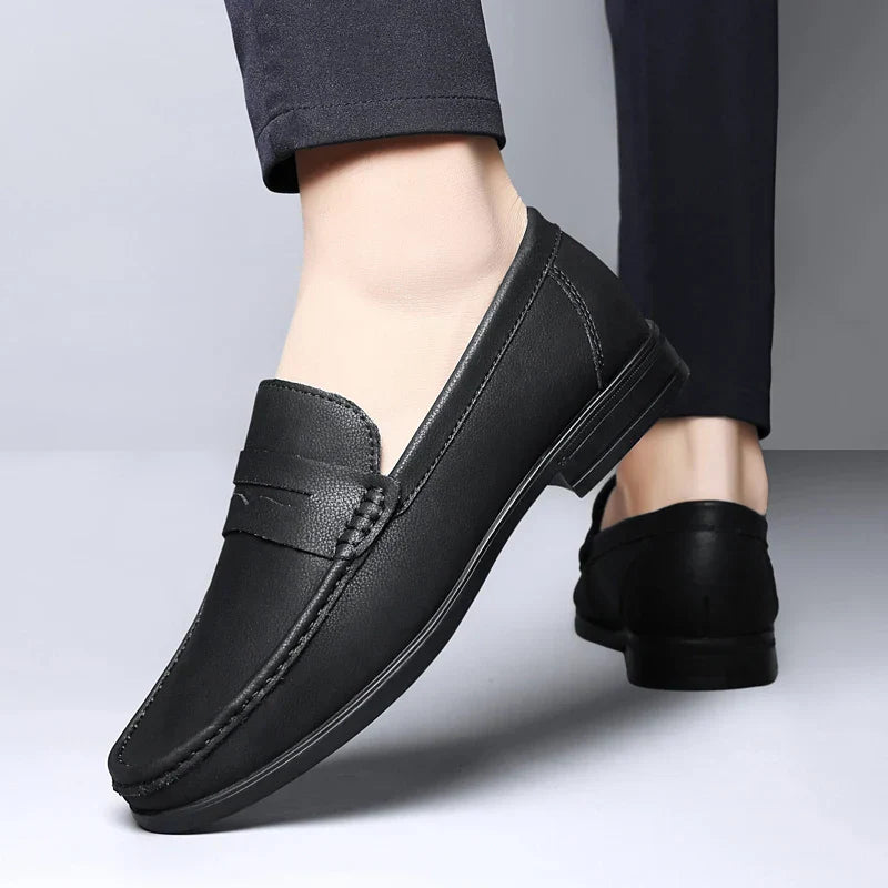 Men's New Style Business Formal Loafers Comfortable Breathable Office Casual Shoe Anti-Slip Outdoor Wear-Resistant Walking Shoes