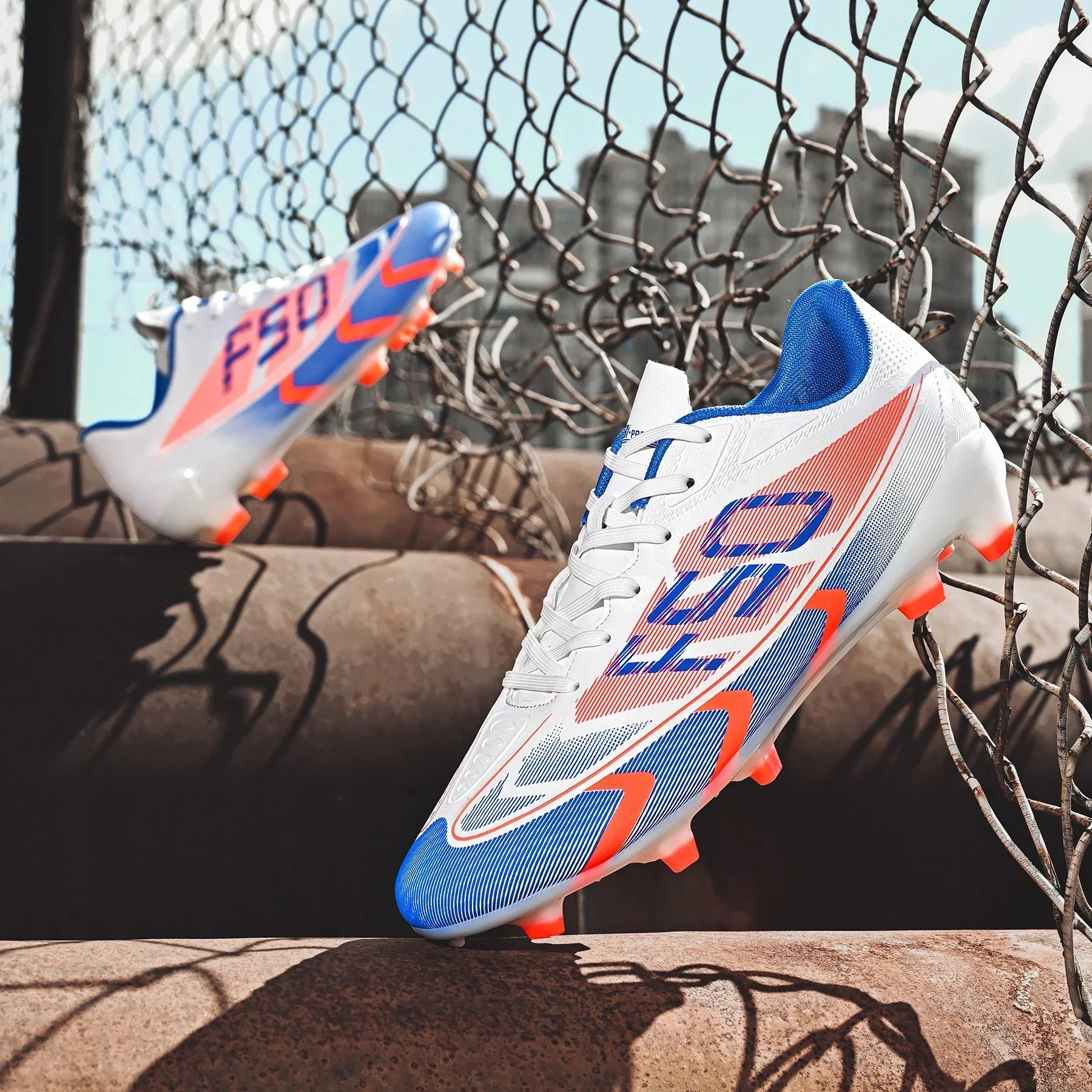 Low-cut football shoes with long studs for adults, men and women, sports anti-skid wear-resistant competition training shoes
