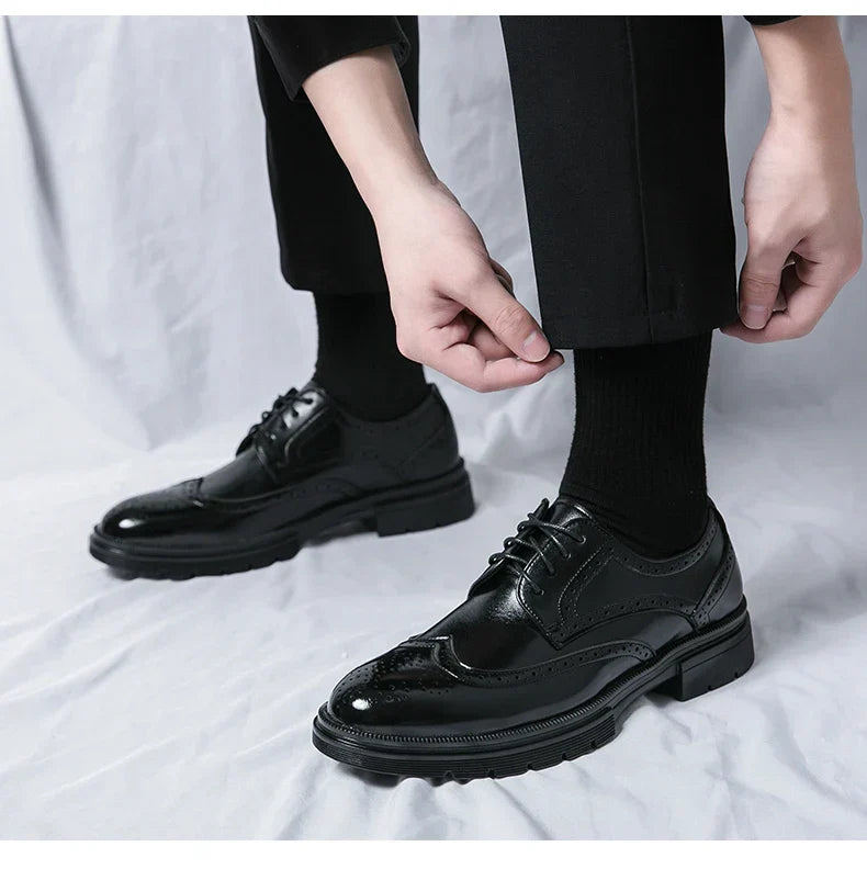 Men's Leather Brogue Oxford Dress Shoes Formal Business Handmade Classic 2026 Brown Black Chaussure Homme