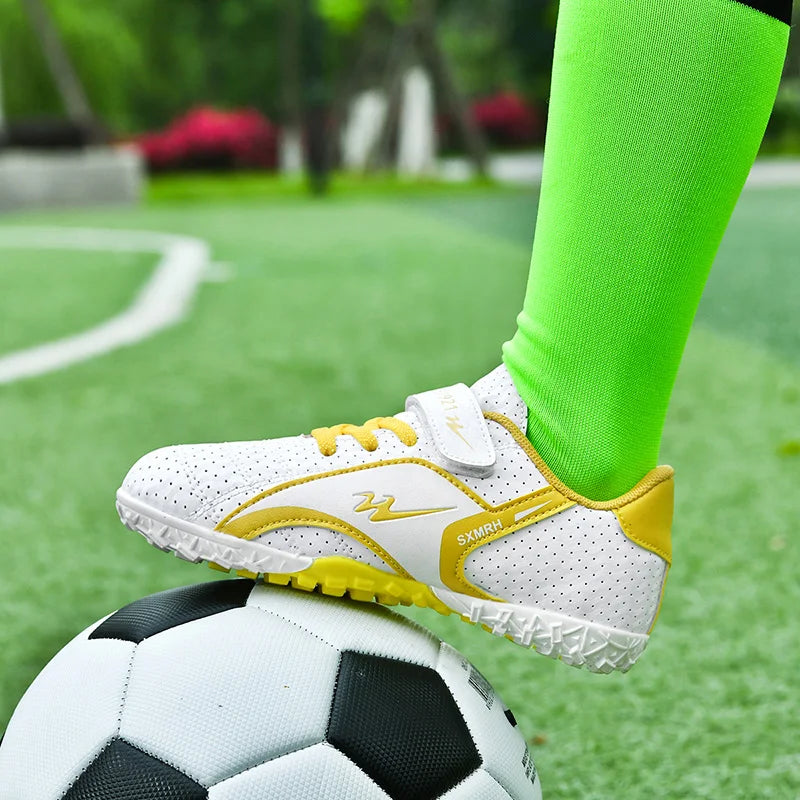 Double Star 2026 Summer TF Football Boots Men Perforated Breathable Upper Non-Slip Turf Soccer Cleats Training Sports Shoes
