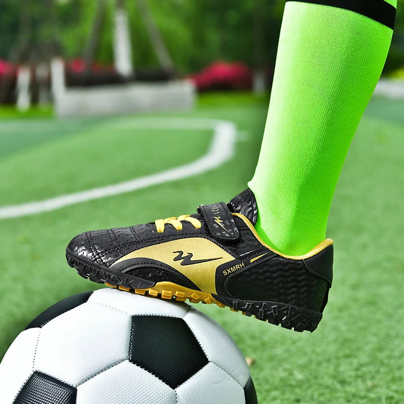 Double Star 2026 Summer TF Football Boots Men Perforated Breathable Upper Non-Slip Turf Soccer Cleats Training Sports Shoes