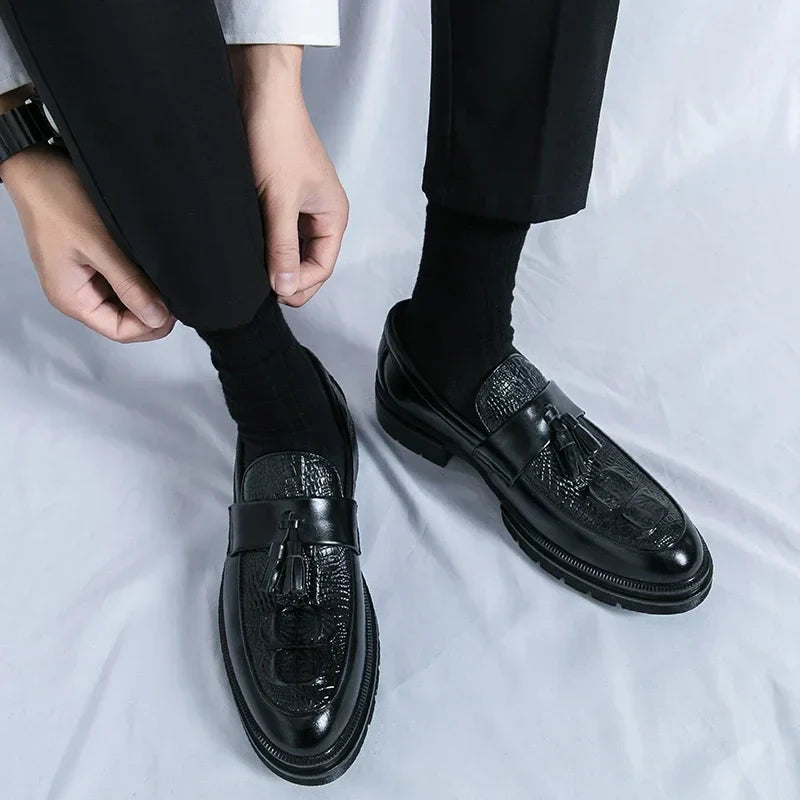 Men's Shoes Leather Men Fashion Spring Tassel Loafers Hot Sale Handmade Business Shoes Luxury Brand Lace-Up Men's Groom Footwear