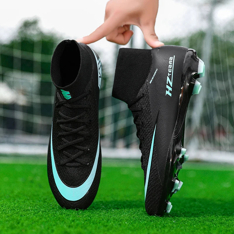 Men Soccer Shoes New Casual Resistant Turf Field Breathable Match Male Soccer Shoes Society Tenis Male Football Shoes Ultralight