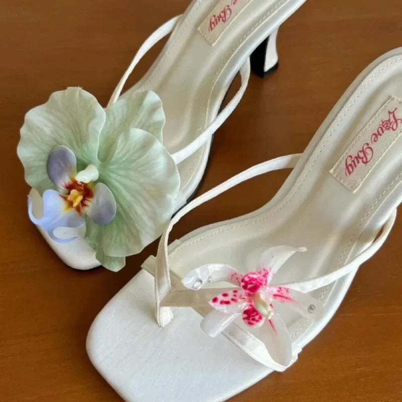 Hawaii Asymmetrical Flower Sandals,Silk Fairy Clip Toe Thin Heels,Women Beach Vacation Flip Flop Sandal,2025 Summer Dress Shoes