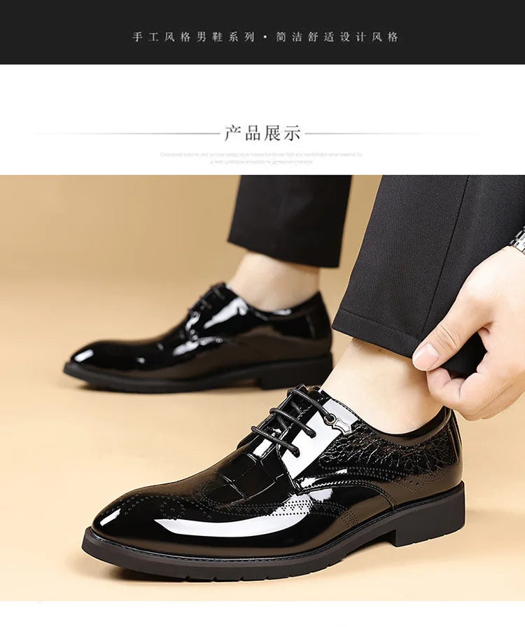 Lace Designer Fashion Business Casual Shoes for Men Spring Summer New Patent Leather Shoes Male Solid Color Wedding Shoe Man