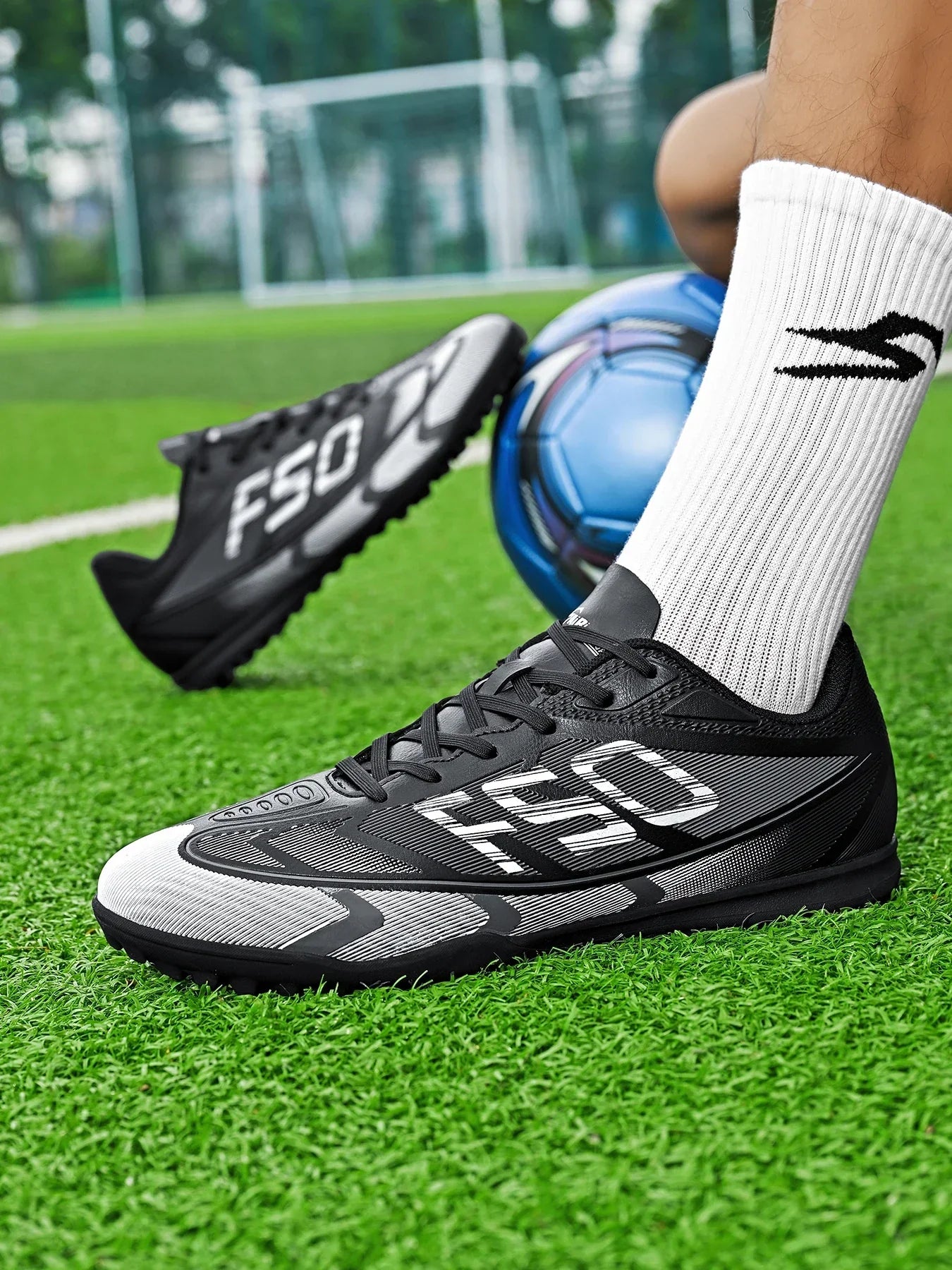 Breathable TF Soccer Shoes Men Women Kids PU+Fabric Non-Slip Wear-Resistant Rubber Sole Training Shoes