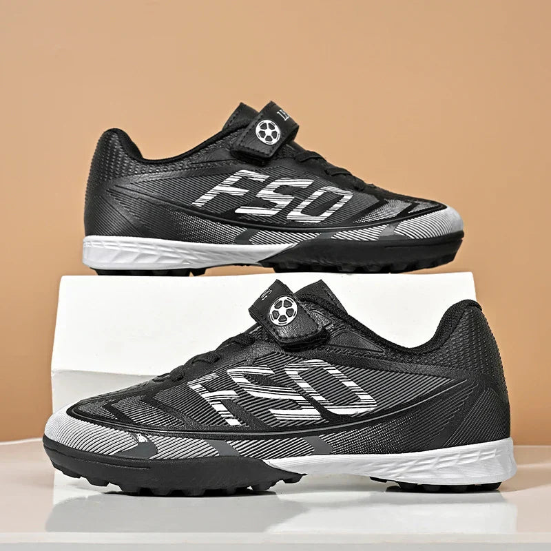 New Kid Match Boys Football Boots Sneakers Professional Non-Slip Sports Shoes Match Soccer Shoes Outdoor Comfortable Unisex