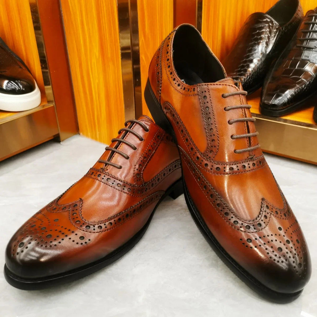 Luxury Men's Dress Shoes Genuine Leather Brogue Wingtip Toe Oxford Black Brown Lace-Up Business Wedding Formal Men Shoes