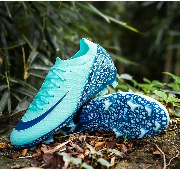 New Men Professional Football Boots Grass Soccer Shoes Outdoor Sport Non-Slip Training Shoes Match Sneakers Ultralight Unisex