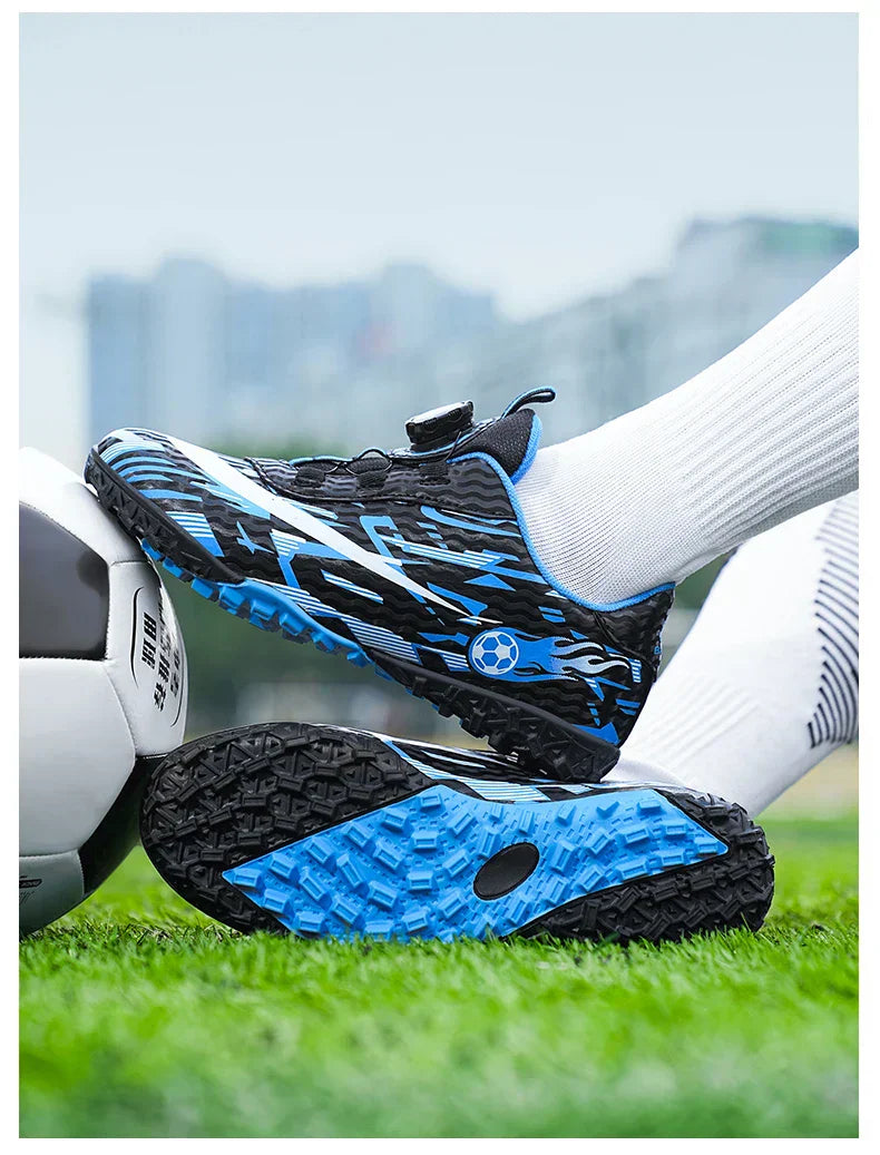 New Men Kids Soccer Shoes Football Boots Ultralight Match Grass Boys Professional Cleats Non-Slip Training Shoes Drop Shipping