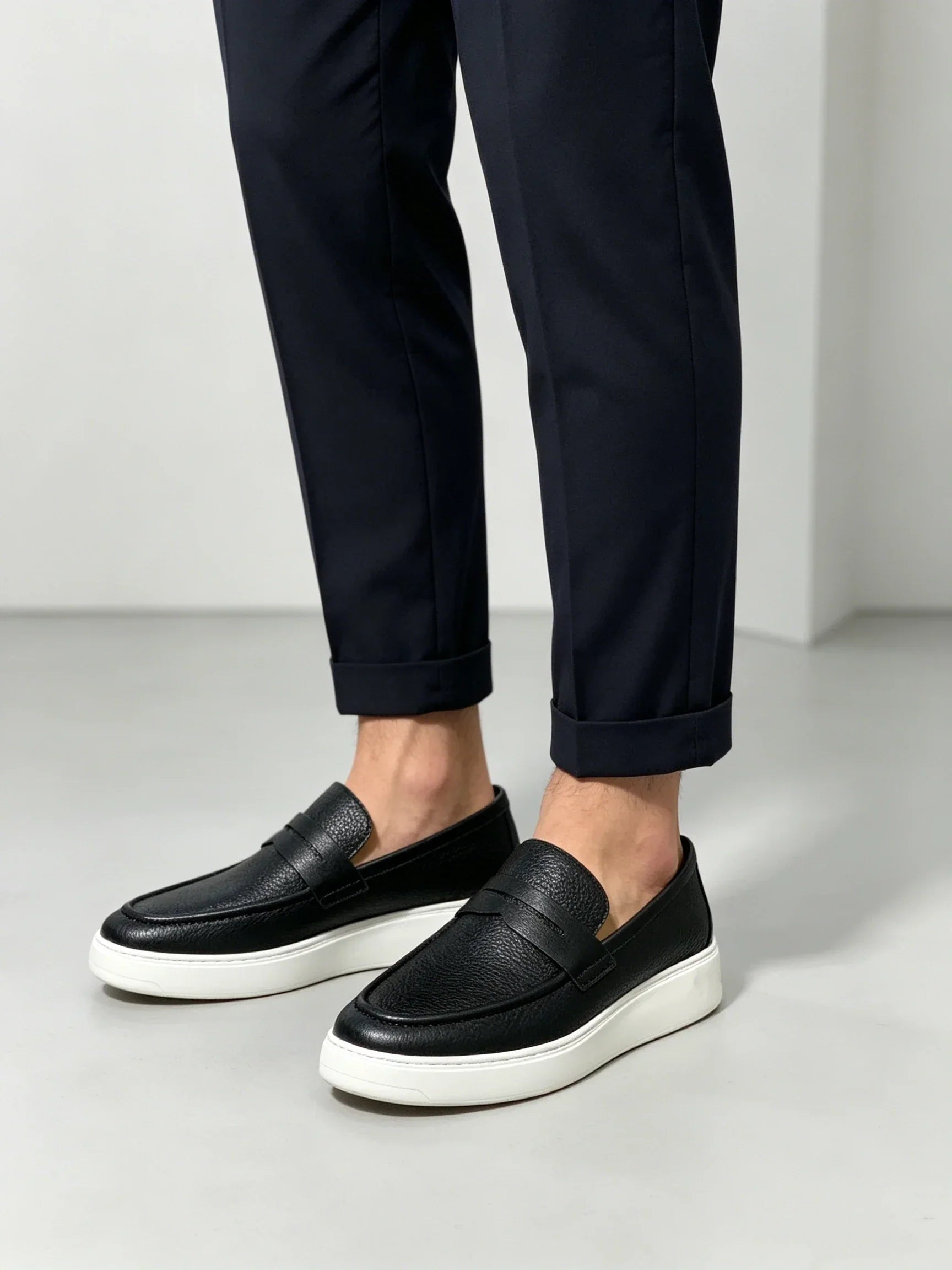 2026 New Men Genuine Grain Leather Penny Loafers Slip On Platform Non Slip Soft Sole Business Casual Driving Daily Walking Shoes