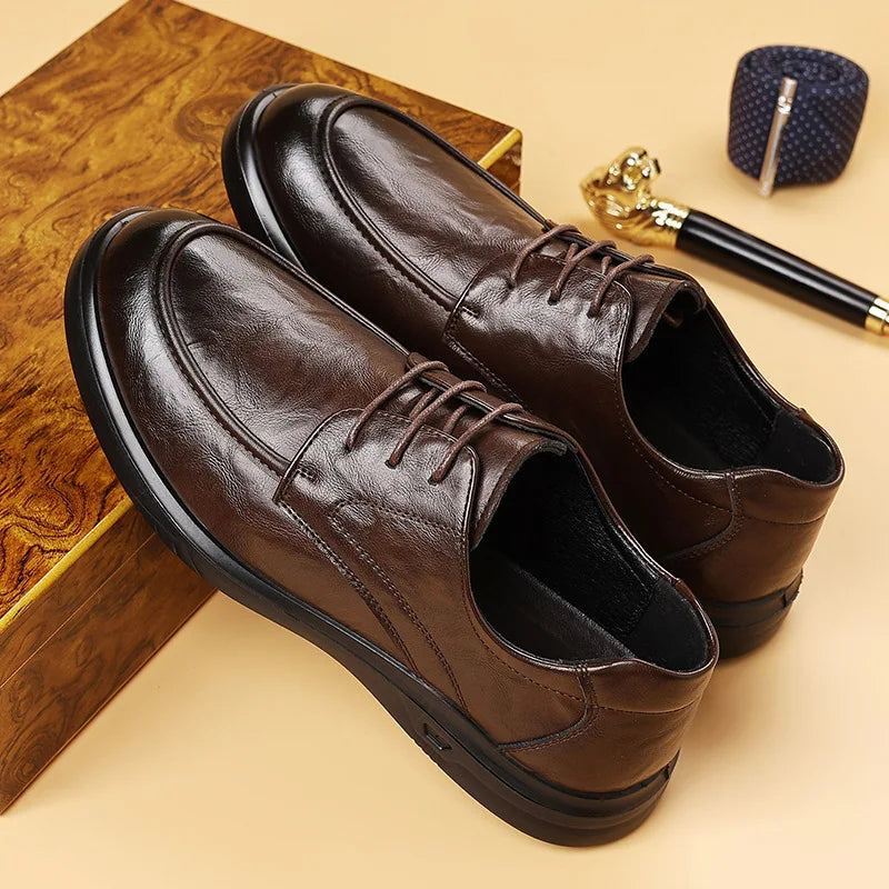 Spring Autumn New Business Casual Shoes for Men Solid Color Fashion Wedding Shoes Male Soft Sole Lace Designer Loafers Man