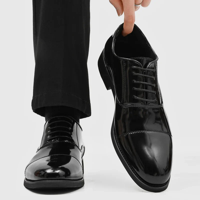 Men's Dress Shoes Size 38-46 Fashion Man Pointed Toe Oxford Shoes Lace-Up Brogue Footwear Buckle Business Wedding Shoes Sneakers