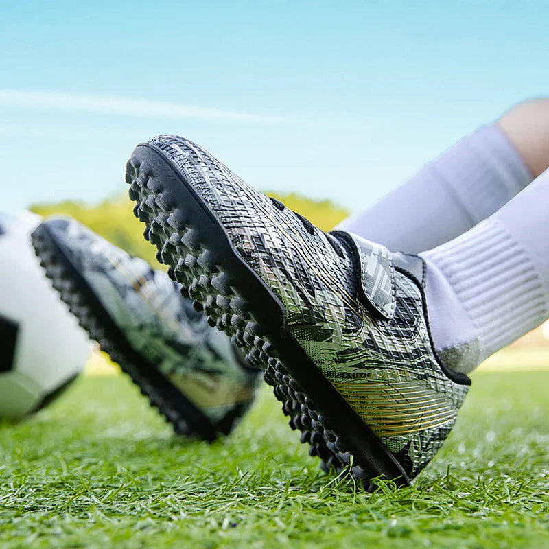 Children Football Shoes Grass Society Indoor Training Original Boy Girl Soccer Shoes Cleats Non Slip Kids Football Field Boots
