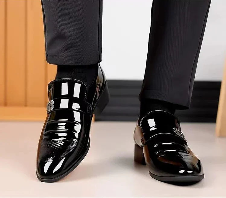 Dress Shoes Man Patent Leather Spring Autumn Bright Upper Pointed Toe Social Shoe for Men Casual 2025 Trend High Quality Fashion