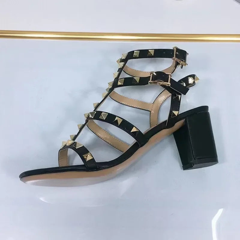 Women Elegant Low Heels Sandals Front Open Toe Lock Stud Buckle T-Strap British Shoes Fuchsia Beige Matte/Shiny Leather Pumps 42