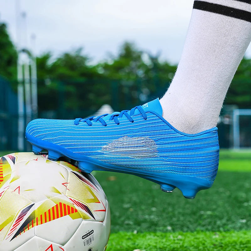 New Men Football Boots Hot Sale Professional Futsal High-quality Soccer Shoes Cleats Women Unisex Ultralight TF/FG Sneakers