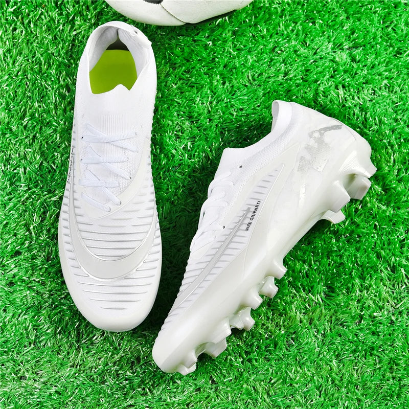 New Men's Soccer Shoes Low-Top Football Boots Outdoor Breathable Athletic Professional Soccer Cleats Spikes Youth Boys Unisex