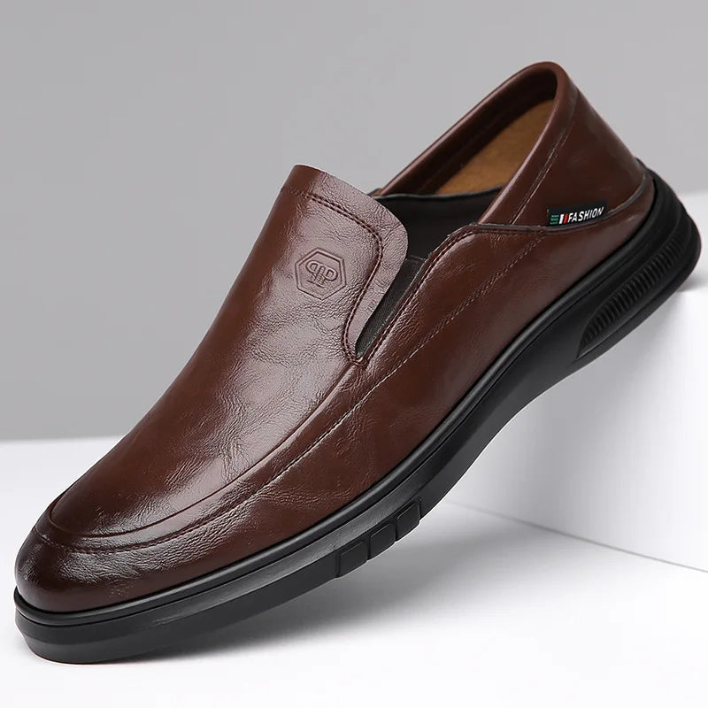2026 Spring Business Casual Shoes for Men Solid Color New Designer Half Slippers Shoes Male Fashion Soft Sole Leather Shoe Man
