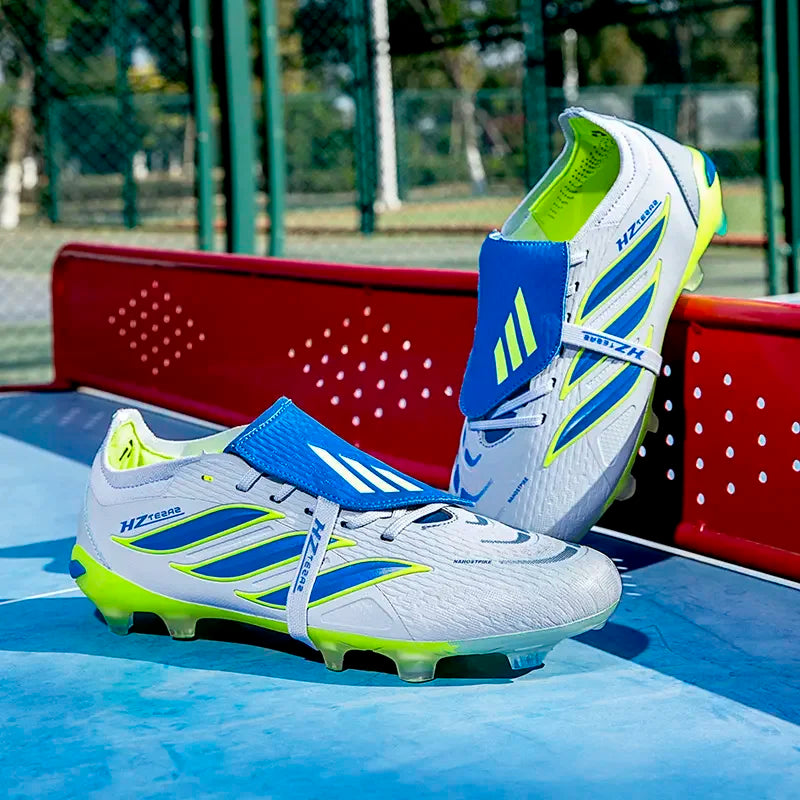 Anti Wear Men Football Cleats Breathable Fabric Upper Stable Cushion Sole Pitch Training Soccer Sneakers Outdoor Professional