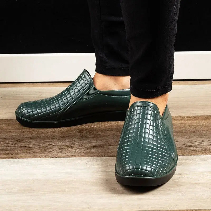 Men's Waterproof Non Slip Rain Shoes Low Cut Kitchen Work Shoes Soft Sole Outdoor Fishing Durable Rubber Shallow Water Shoes