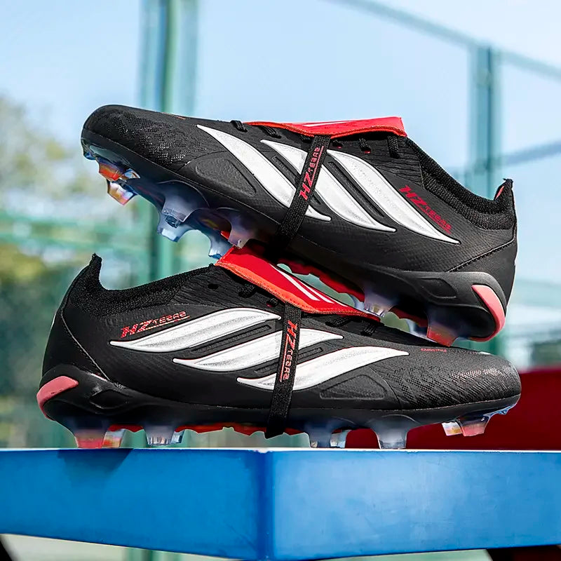 Anti Wear Men Football Cleats Breathable Fabric Upper Stable Cushion Sole Pitch Training Soccer Sneakers Outdoor Professional