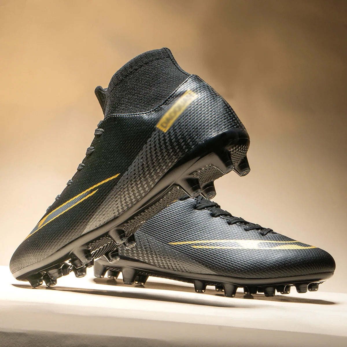 High-top soccer boots broken nails TF and spikes FG, 2 colors to choose from unisex styles professional breathable  sneakers men