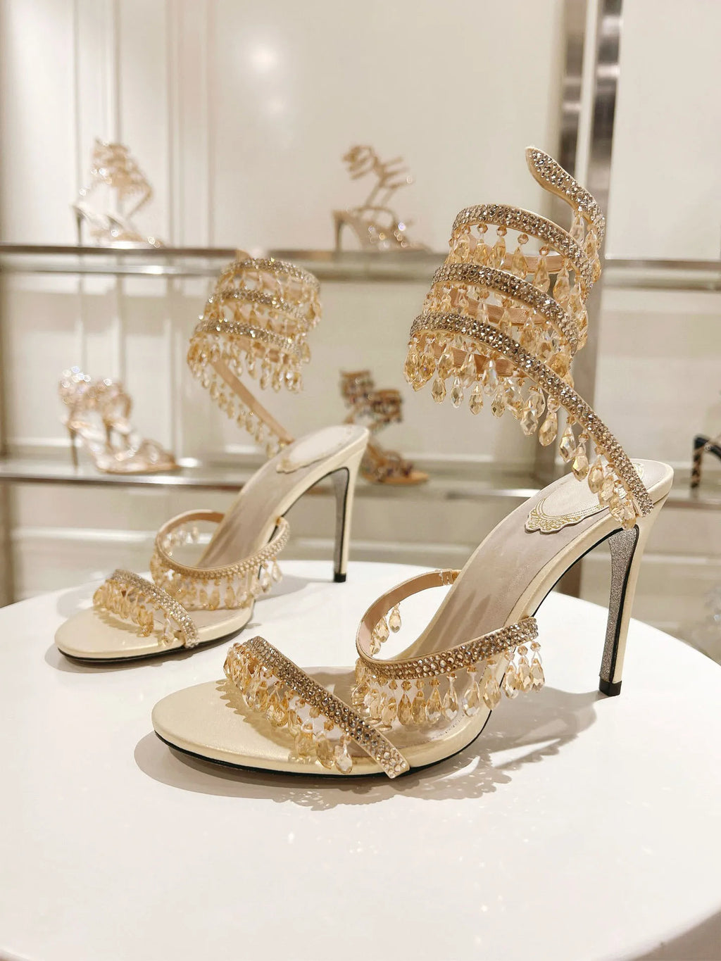 Women's New Shimmering Crystals Summer Shoes Tassel Crystal Shoes Sexy Banquet Party Twin Stiletto Women's Large Sandals