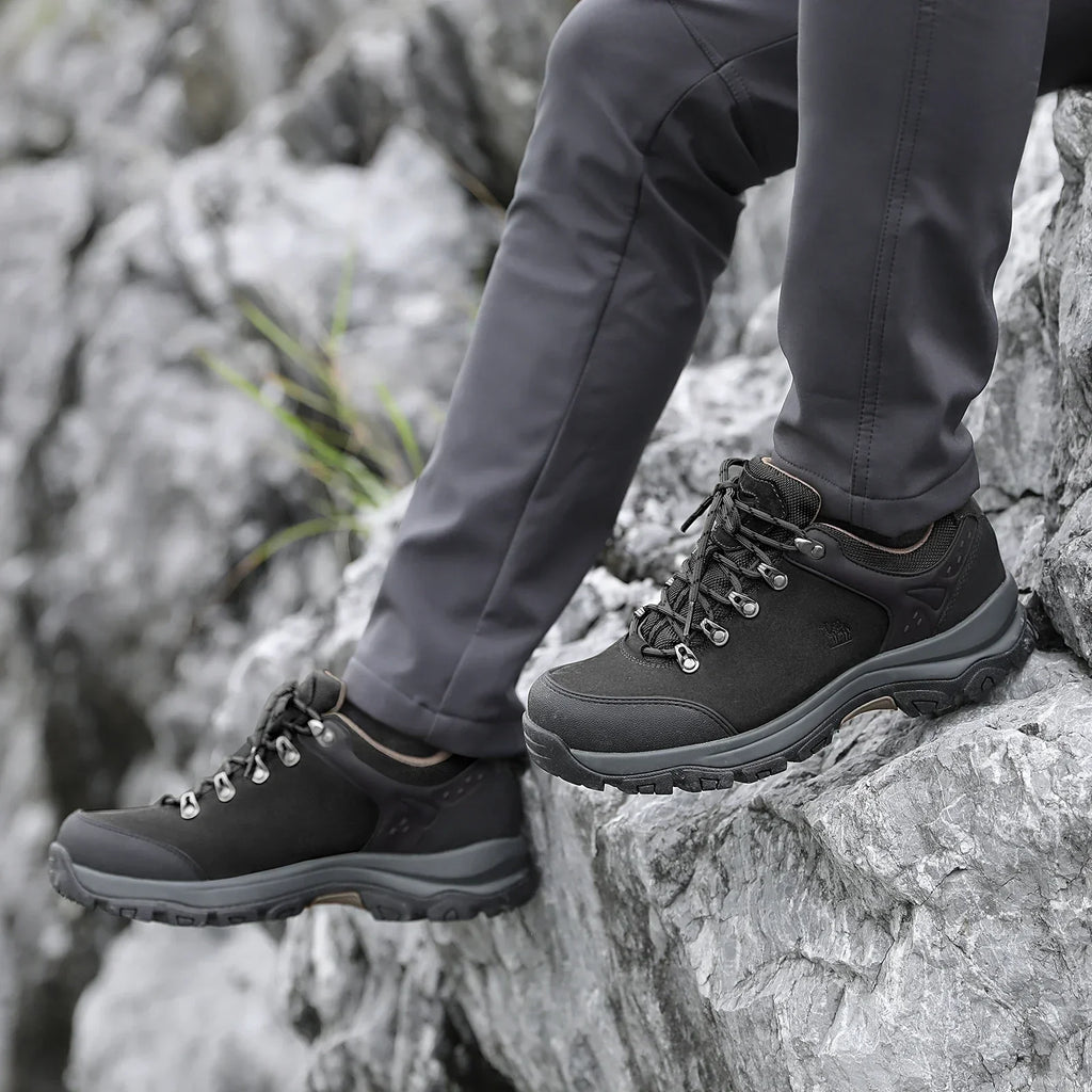 Hiking Shoes for Men Waterproof Outdoor Low-top Hiking Boots Leather Men's Trekking Shoes Walking Male Sneakers New