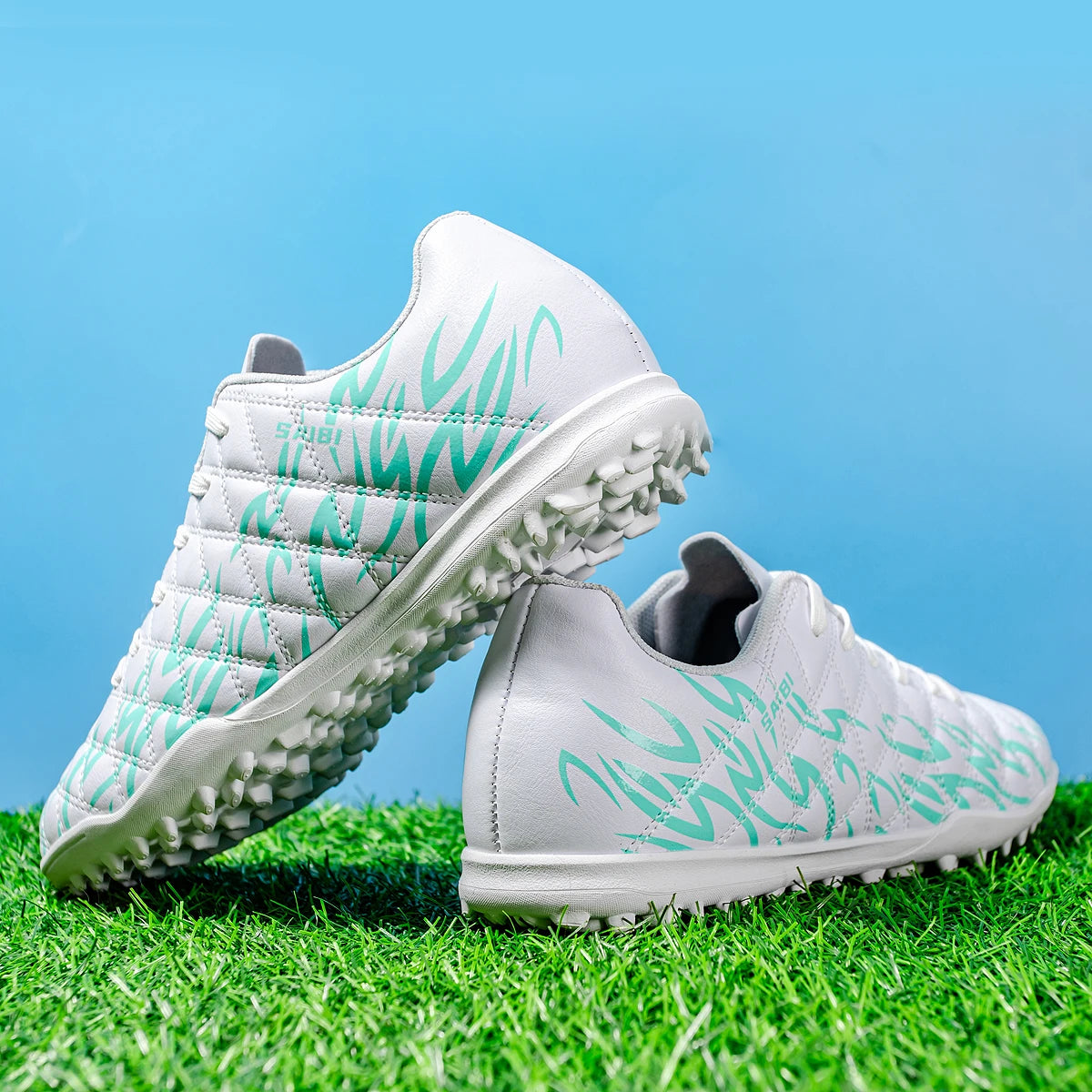 Multi-field Adaptable TF Soccer cleats Skin-friendly Breathable PU Fabric Rubber Anti-slip Sole Stable Daily Training Cleats