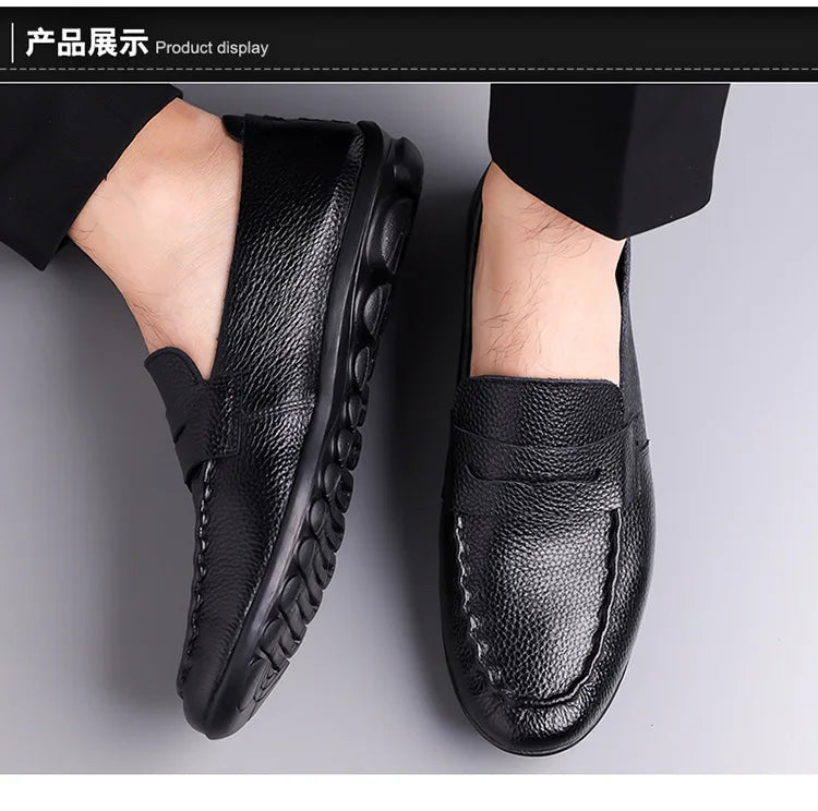 2026 Spring Autumn New Loafers Male Solid Color Fashion Casual Leather Shoes Male Soft Sole Light Driving Shoes Man