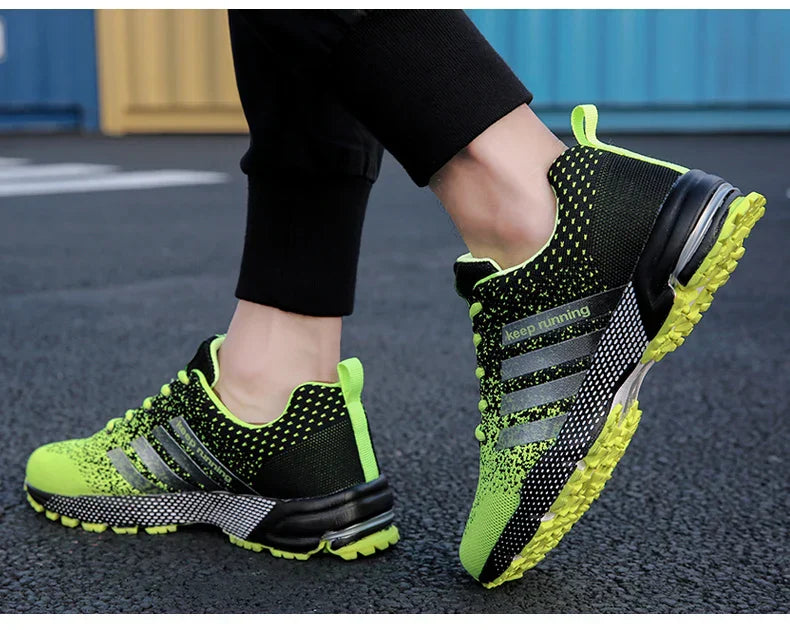 New fashionable plus-size men's casual sports shoes, walking and running shoes, tennis vulcanized men's shoes