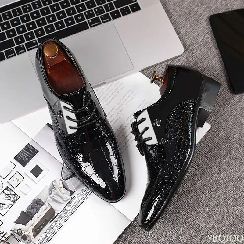 Men's luxury patent leather shoes pointed toe Dress shoes Newest oxford wedding shoes Trend plus size Male footwear Zapatos