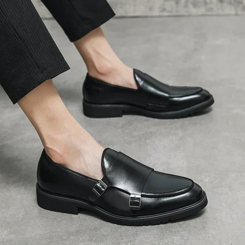 أحذية رجالية رسمية فاخرة يدوية الصنع ديربي جلدية رسمية للرجال أحذية راهب بإبزيمين مدببة أحذية زفاف 2024
