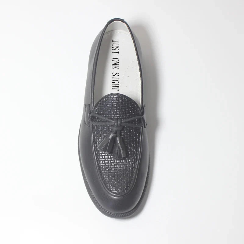 2023 Boys Shoes With Tassel Matte Black PU Leather Loafer Slip on Embossing Moccasins For Kids Boy Dress Shoe Italian Breathable