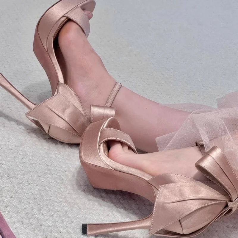 French Waterproof Table Champagne Colored Bow Heels Women'S Stiletto Lolita Ballet Party One-Line Buckled Sandals