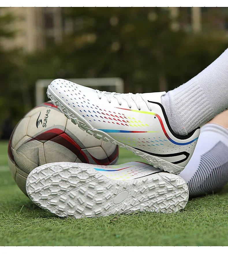 New Men Football Boots Non-Slip High-quality Woman Soccer Shoes Grass Cleats Futsal Sneakers Match Indoor Outdoor Football Shoes