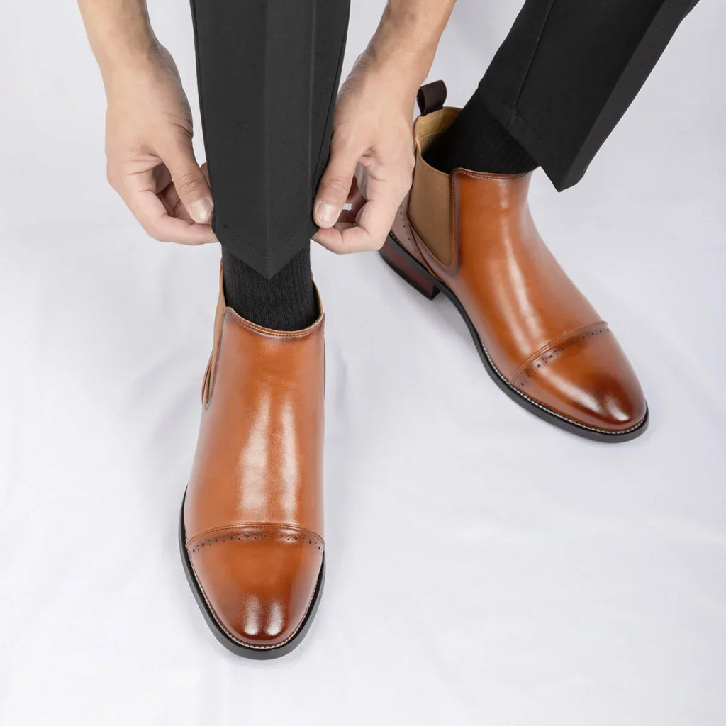 2025 Retro Men's Solid Color Pointed Business  Boot  Comfortable Wedding  Party Shoe Breathable  And  Anti-Slip Ankle Boots