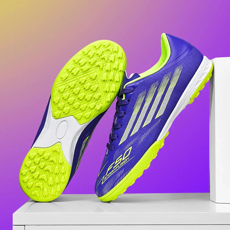 New Men Professional Football Boots Non-Slip TF/FG Boys Sneakers Match Soccer Shoes Ankle Comfortable Sports Shoes Unisex