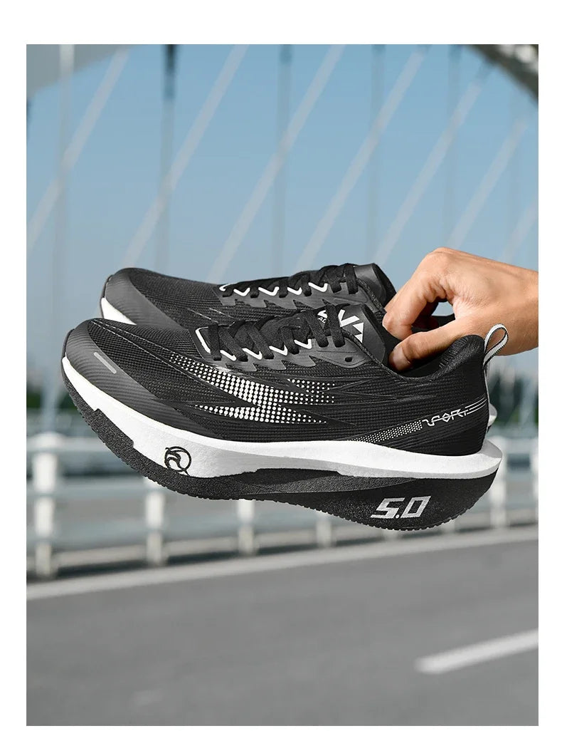 New Running Sneakers Men Lightweight Breathable Wear-Resistant Soft Gym Jogging Shoes Comfort Marathon Athletic Sports Shoes Man